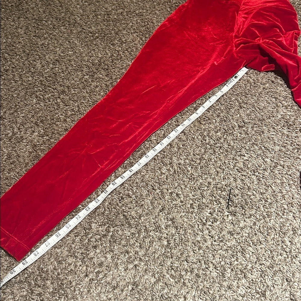 NWT INC Red Velvet Mid Rise Skinny Leg Stretchy Pants Size 8 - Picture 15 of 15